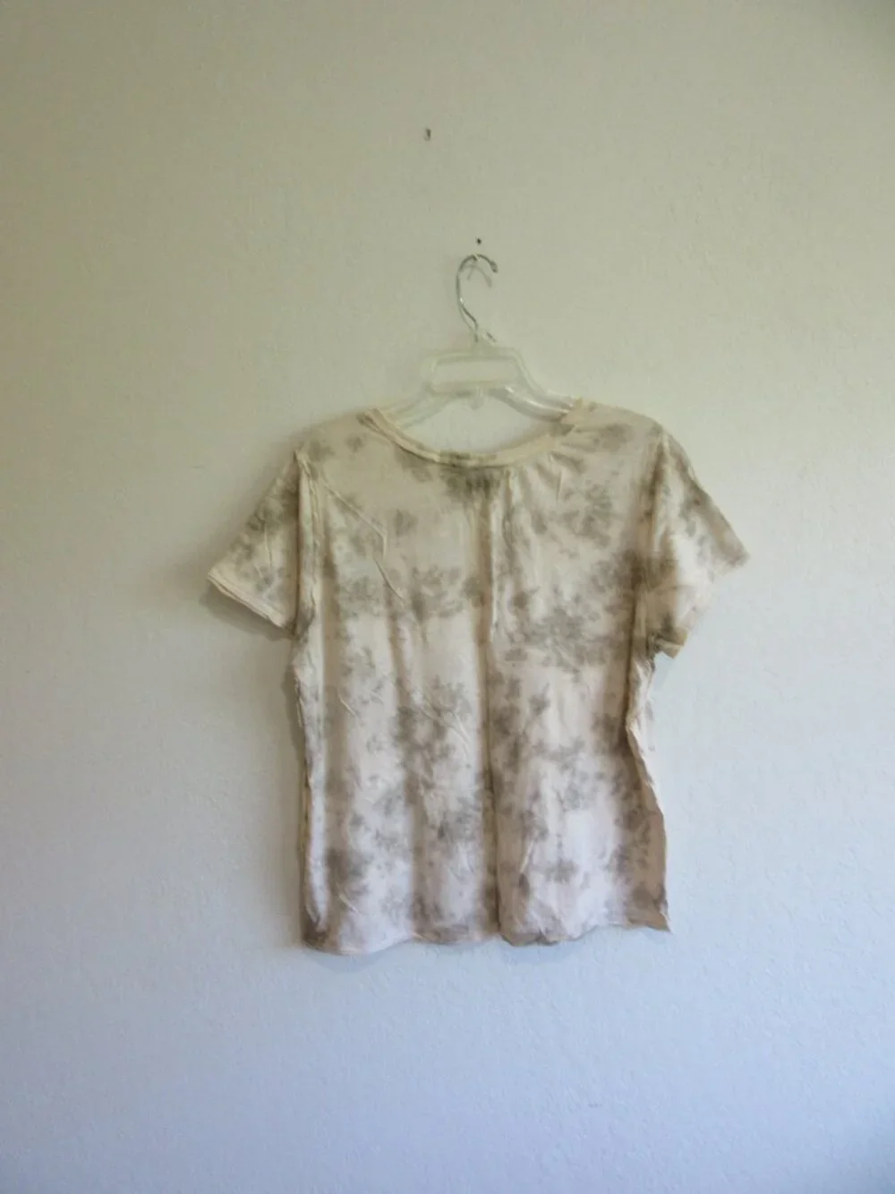 We The Free Beige Tye Dye XL Pullover Crewneck Shortsleeve TeeShirt Top - Picture 2 of 4